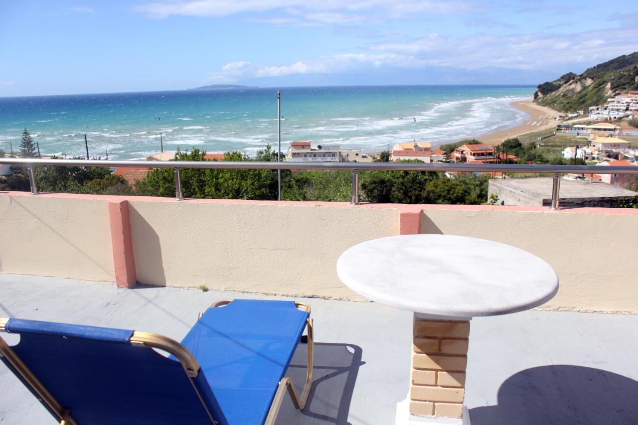 Theos Apartments Агиос Стефанос Экстерьер фото